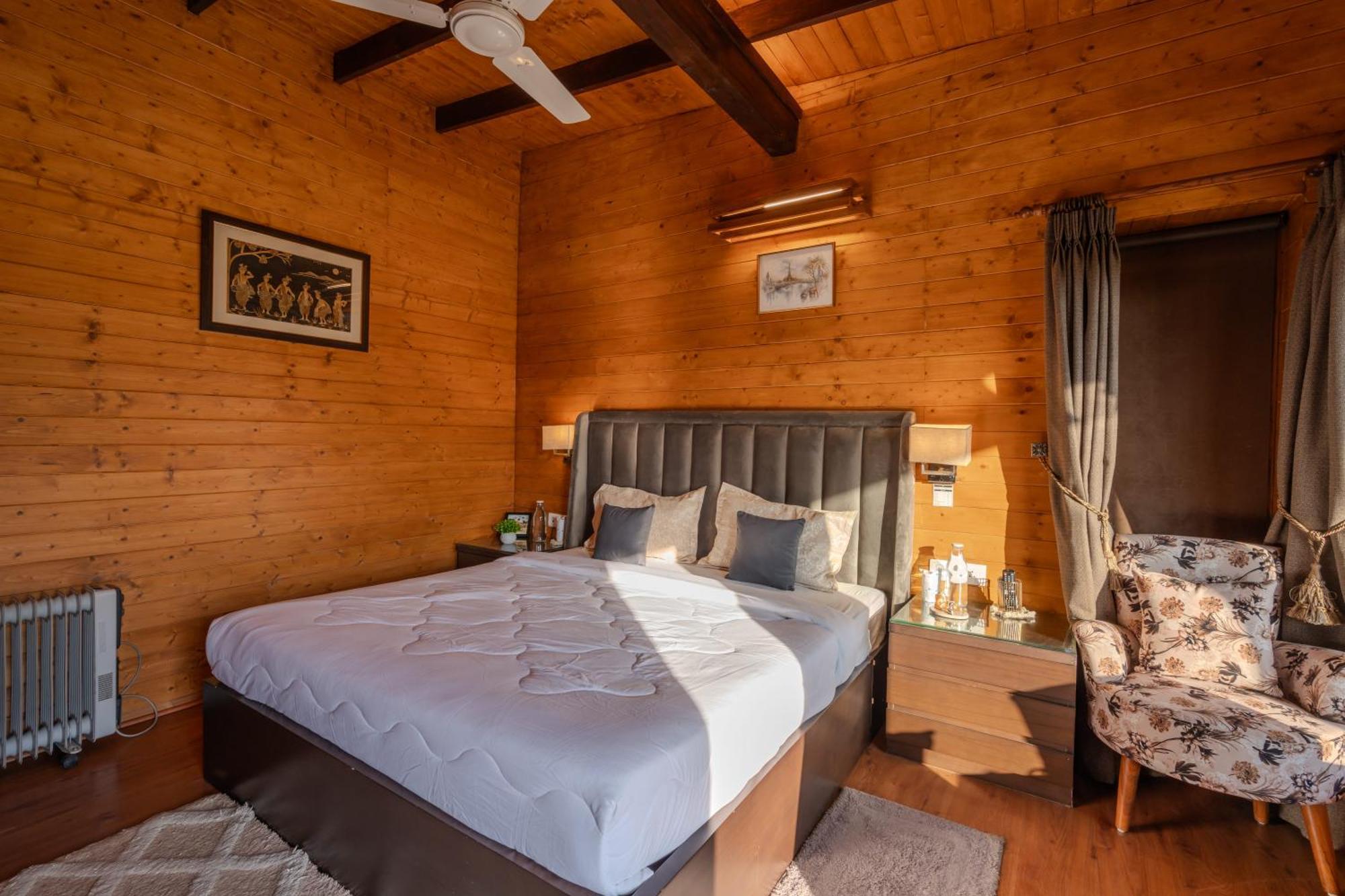 Saffronstays Timber Crest デヘラードゥーン エクステリア 写真