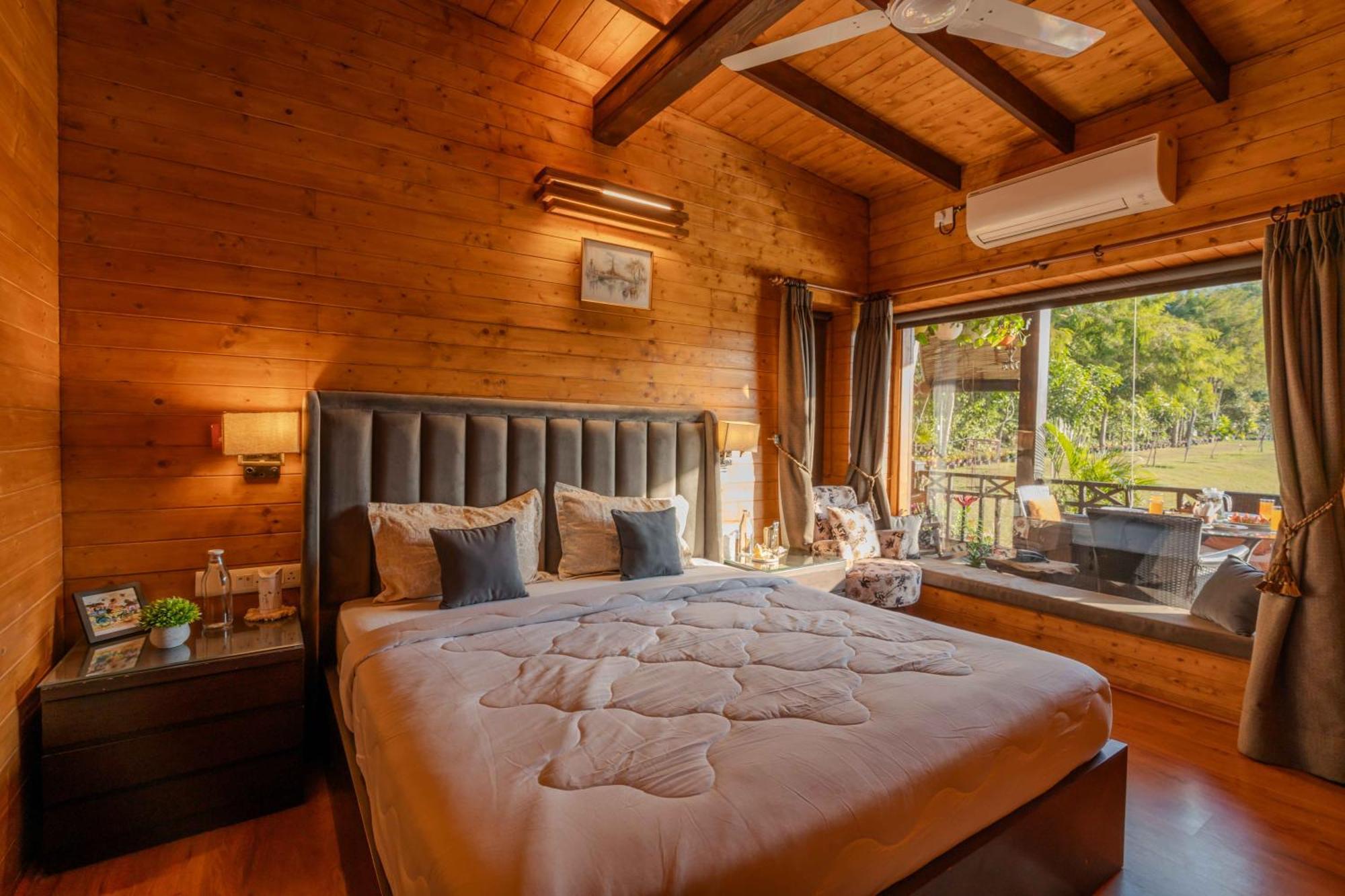 Saffronstays Timber Crest デヘラードゥーン エクステリア 写真