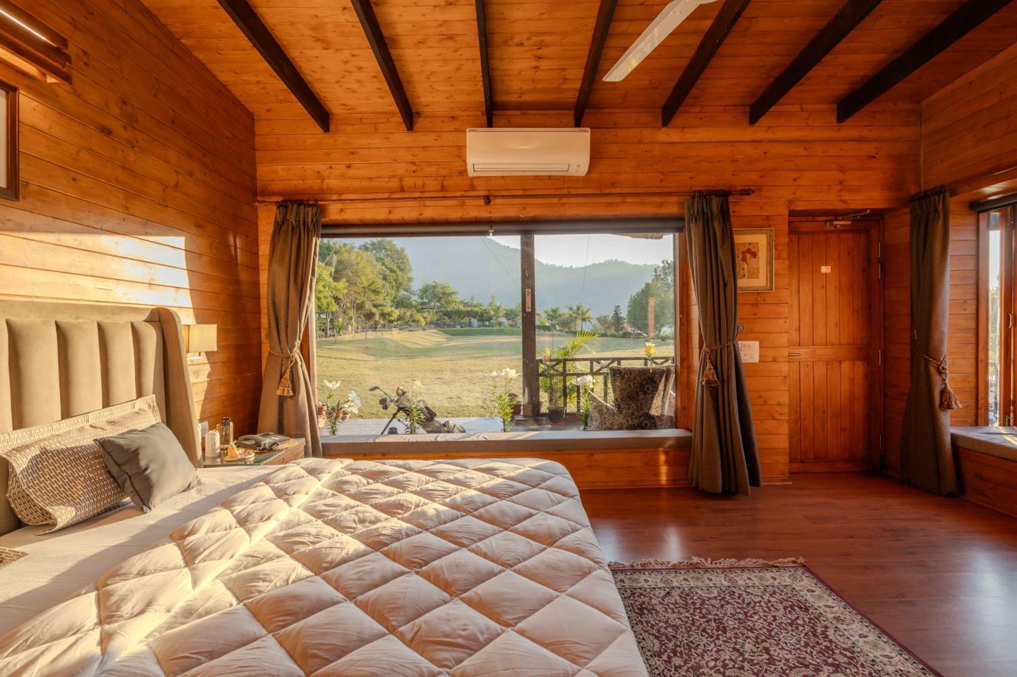 Saffronstays Timber Crest デヘラードゥーン エクステリア 写真